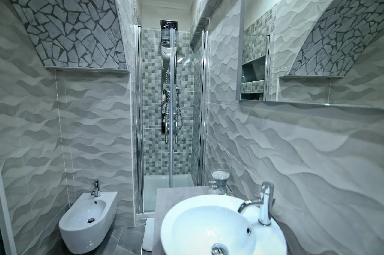 Cuore Di Napoli Apartment Naples
